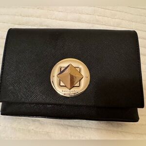 Black Kate spade bag